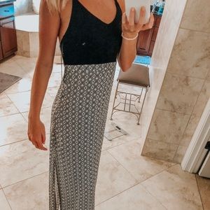 Hurley Black and White Long Dress 🌟NEVER WORN🌟